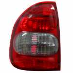 Lanterna traseira bicolor fumê lado esquerdo Chevrolet GM Corsa Classic Sedan